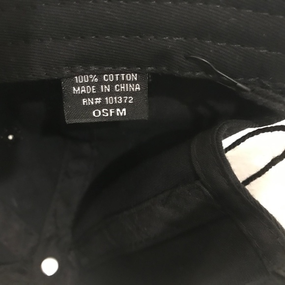 PLAYBOY X PACSUN- UNISEX Strapback Dad Hat (NWT) - Picture 11 of 14